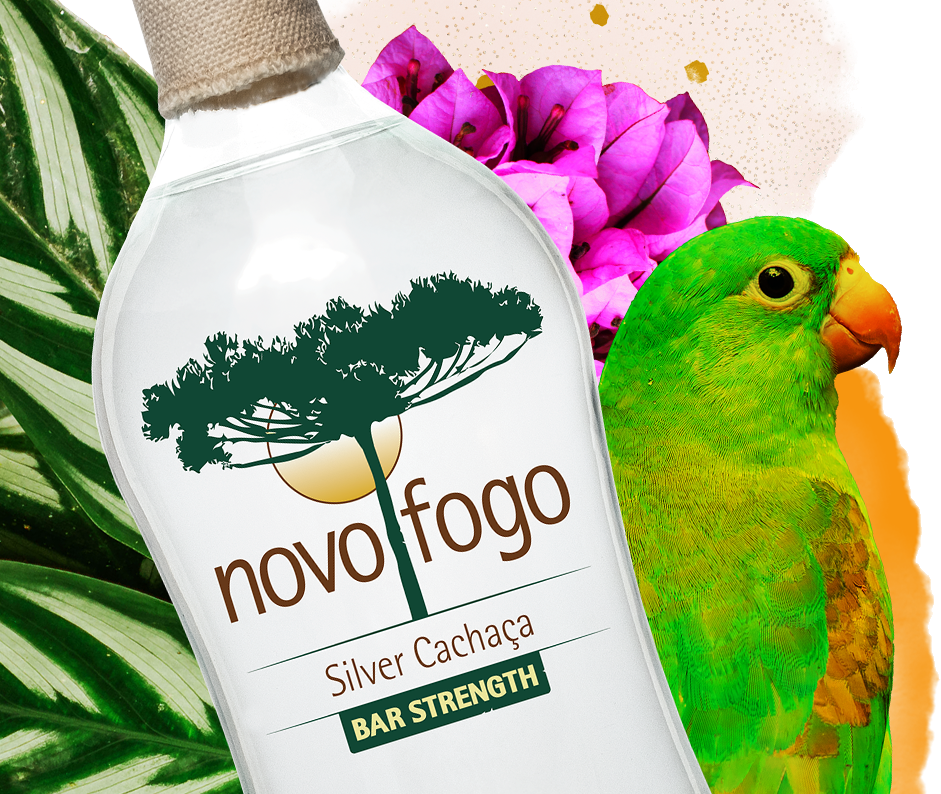 novo fogo silver cachaça with parrot and plants
